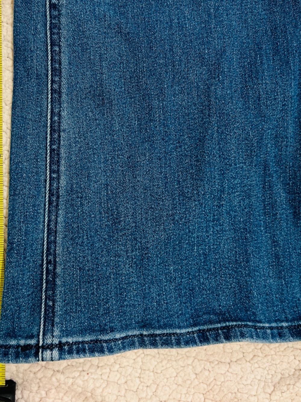 Old Navy Wow Flare Jeans Womens 4 Short High Rise Stretch Dark Wash Denim Blue - Picture 10 of 10